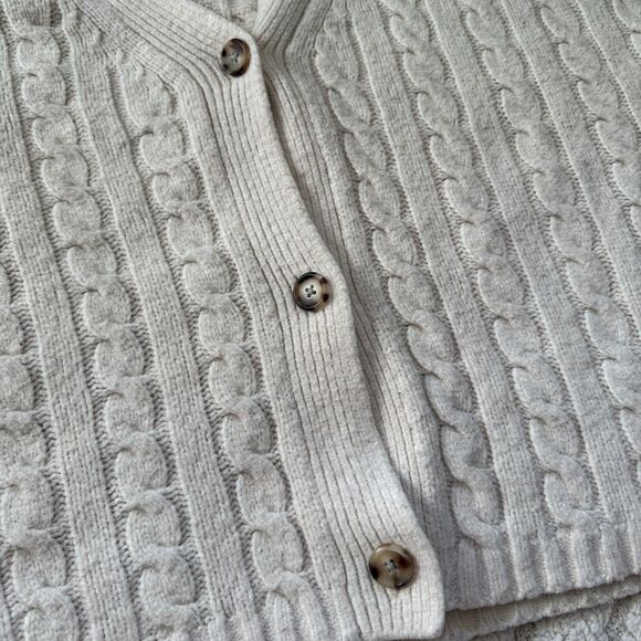 Abercrombie & Fitch Cream Wool Knit Cardigan Size Medium - Picture 3 of 6